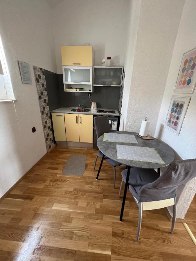 Apartmani Levarda Трогир Екстериор снимка